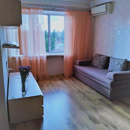 Cozy One Bedroom Apartment Kyjev Exteriér fotografie