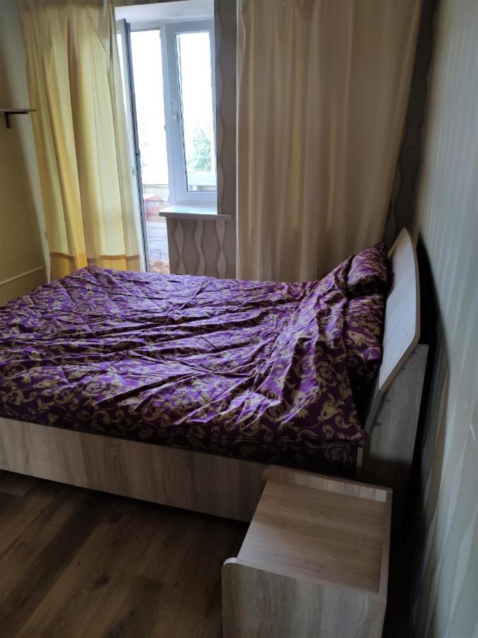 Cozy One Bedroom Apartment Kyjev Exteriér fotografie